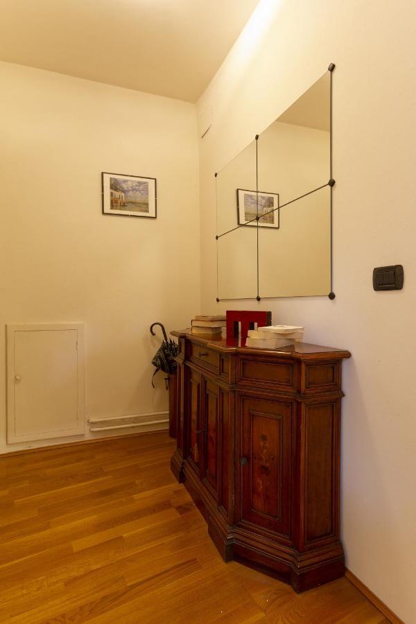 Cavour Suite - Smart Holiday Mantova Exterior foto