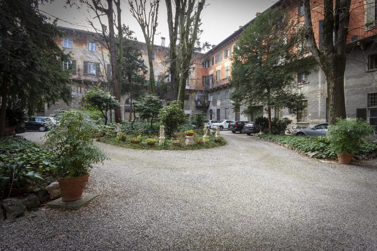 Cavour Suite - Smart Holiday Mantova Exterior foto