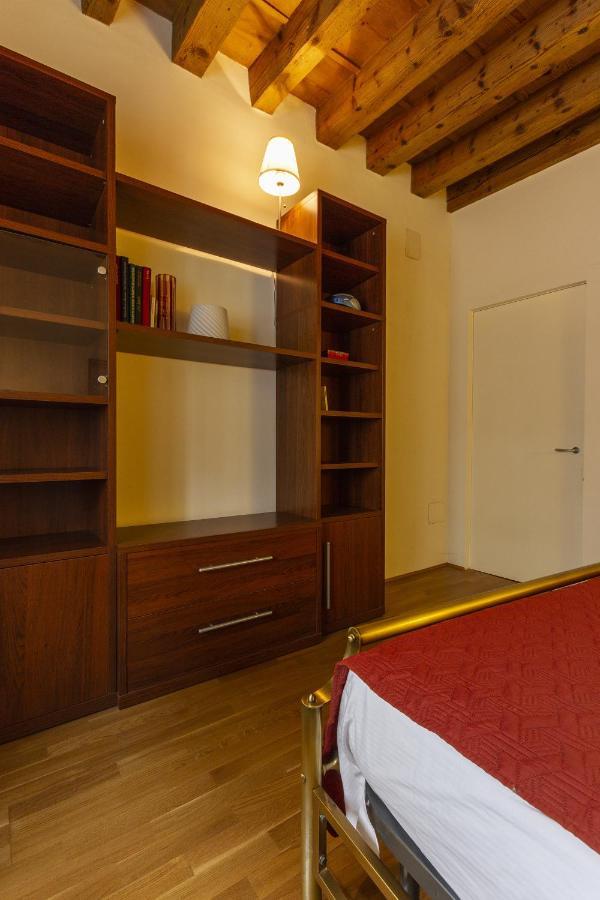 Cavour Suite - Smart Holiday Mantova Exterior foto